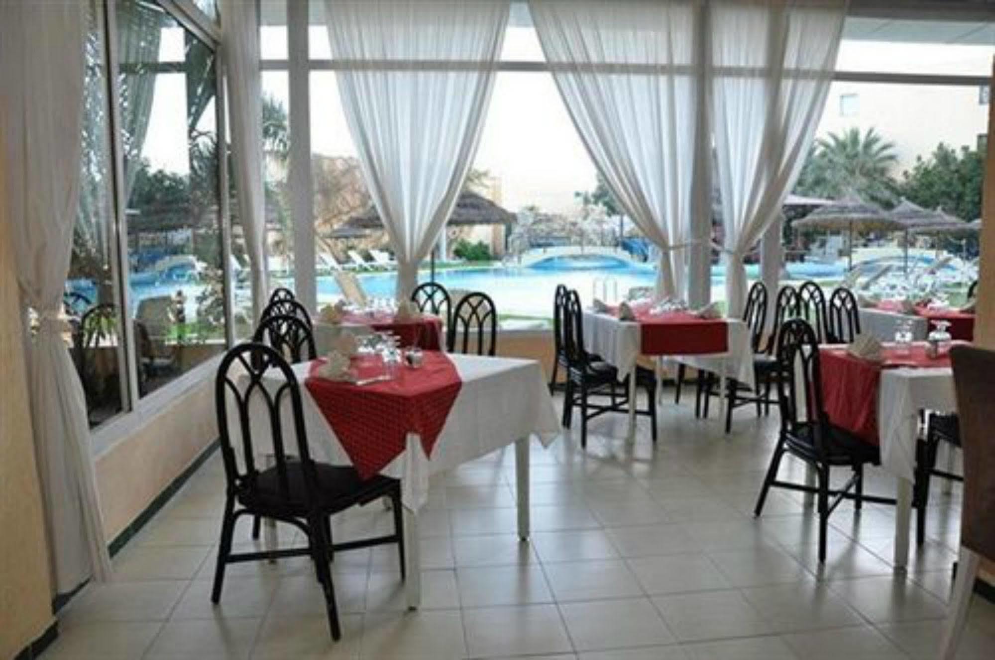 Byblos Hotel الحمامات المظهر الخارجي الصورة