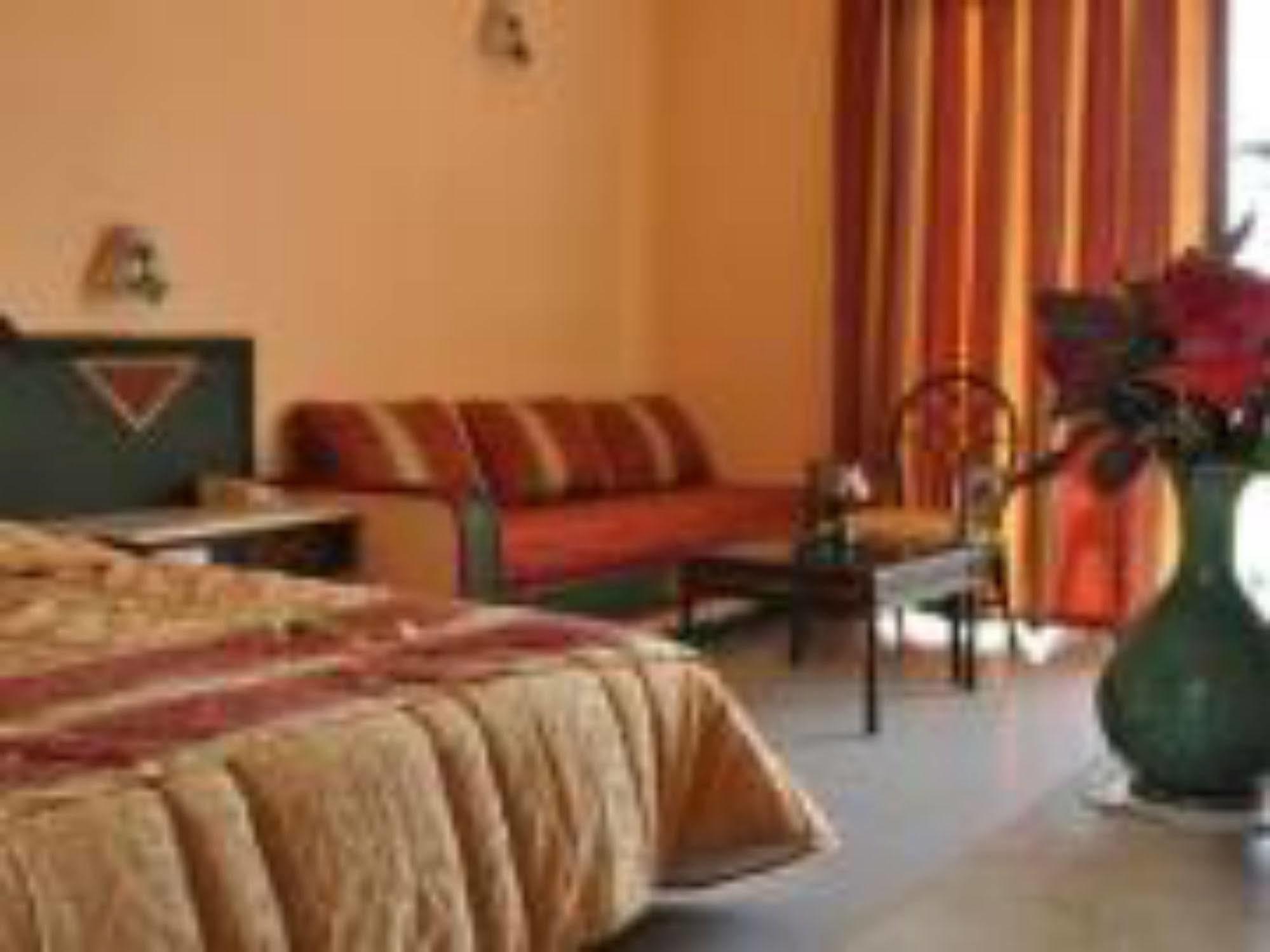Byblos Hotel الحمامات المظهر الخارجي الصورة