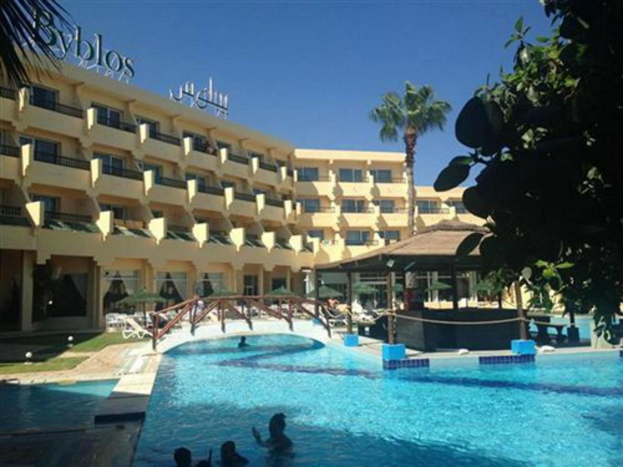 Byblos Hotel الحمامات المظهر الخارجي الصورة